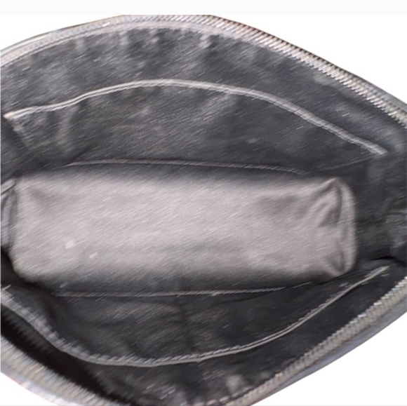 Coach Black Saffiano Leather And Silver Cosmetic /Toiletry Bag Unisex - Picture 4 of 4